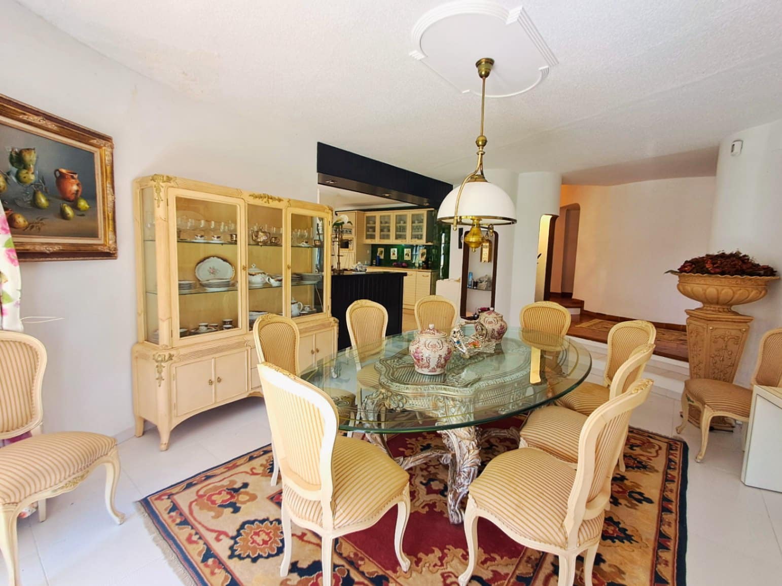 5 bedroom Villa for sale in Altea with pool garage - € 995,000 (Ref: 9694030)