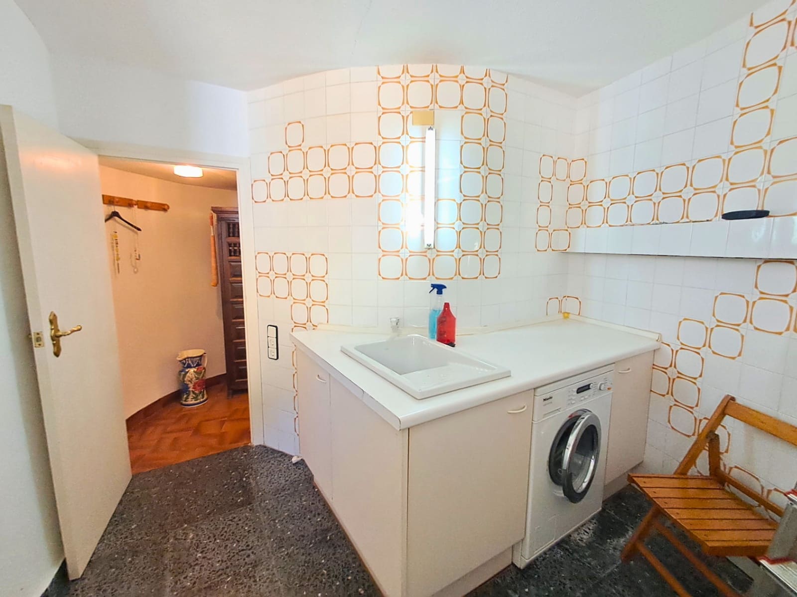 5 bedroom Villa for sale in Altea with pool garage - € 995,000 (Ref: 9694030)