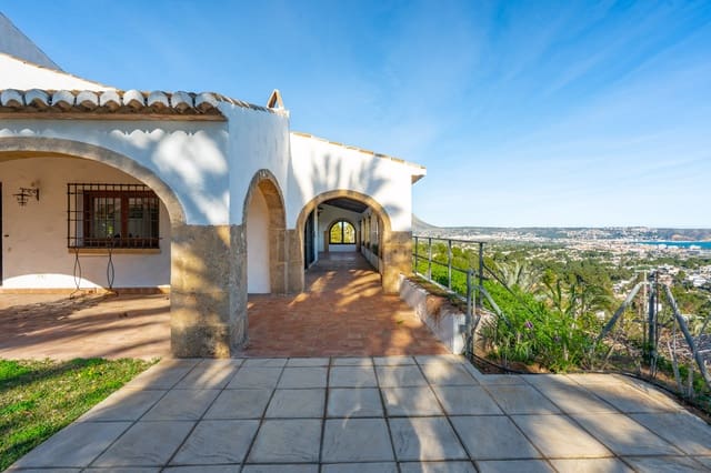 4 soveværelse Villa til salg i Cap Martí - El Tossalet - Pinomar, Javea / Xàbia med swimmingpool - € 1.550.000 (Ref: 9694337)