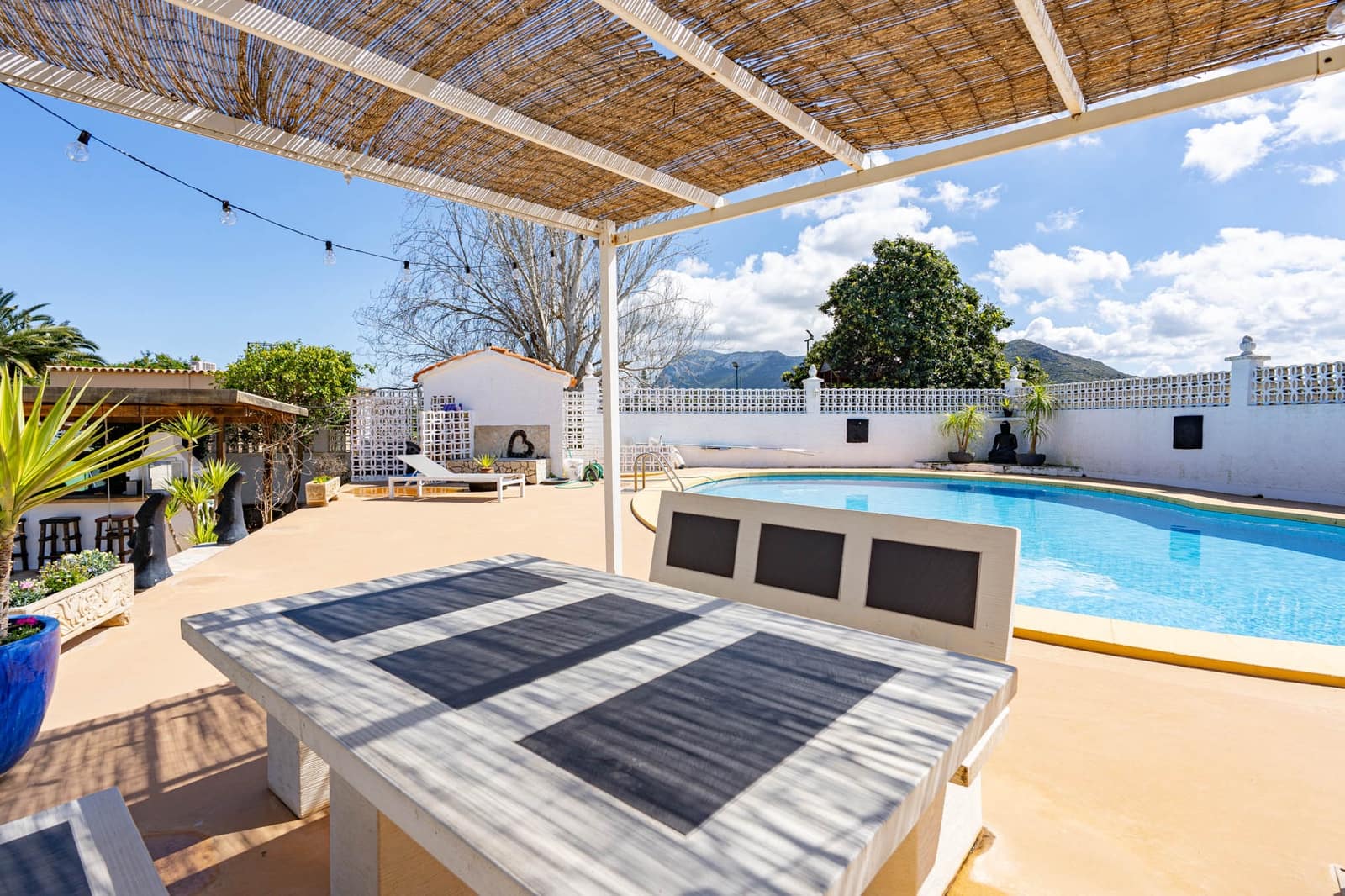 6 quarto Moradia para venda em Denia com piscina - 695 000 € (Ref: 9694339)