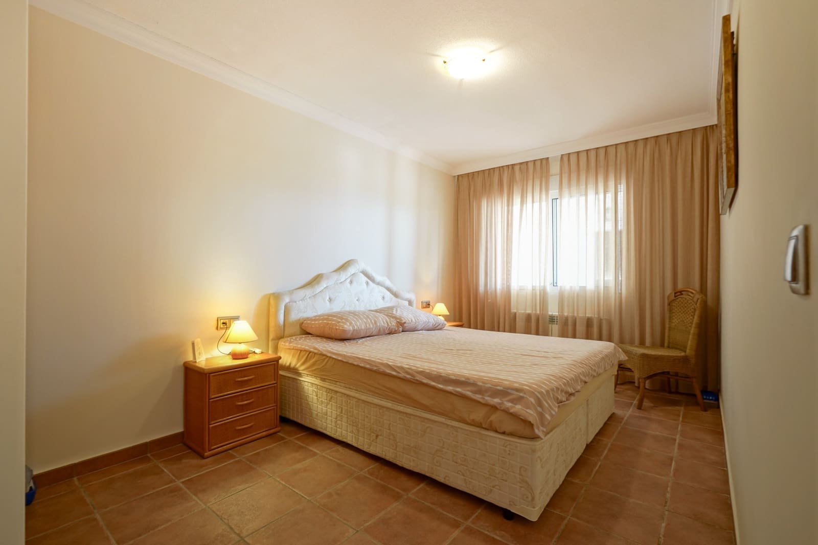 4 bedroom Villa for sale in Alhama Springs with pool - € 1,295,000 (Ref: 9694353)