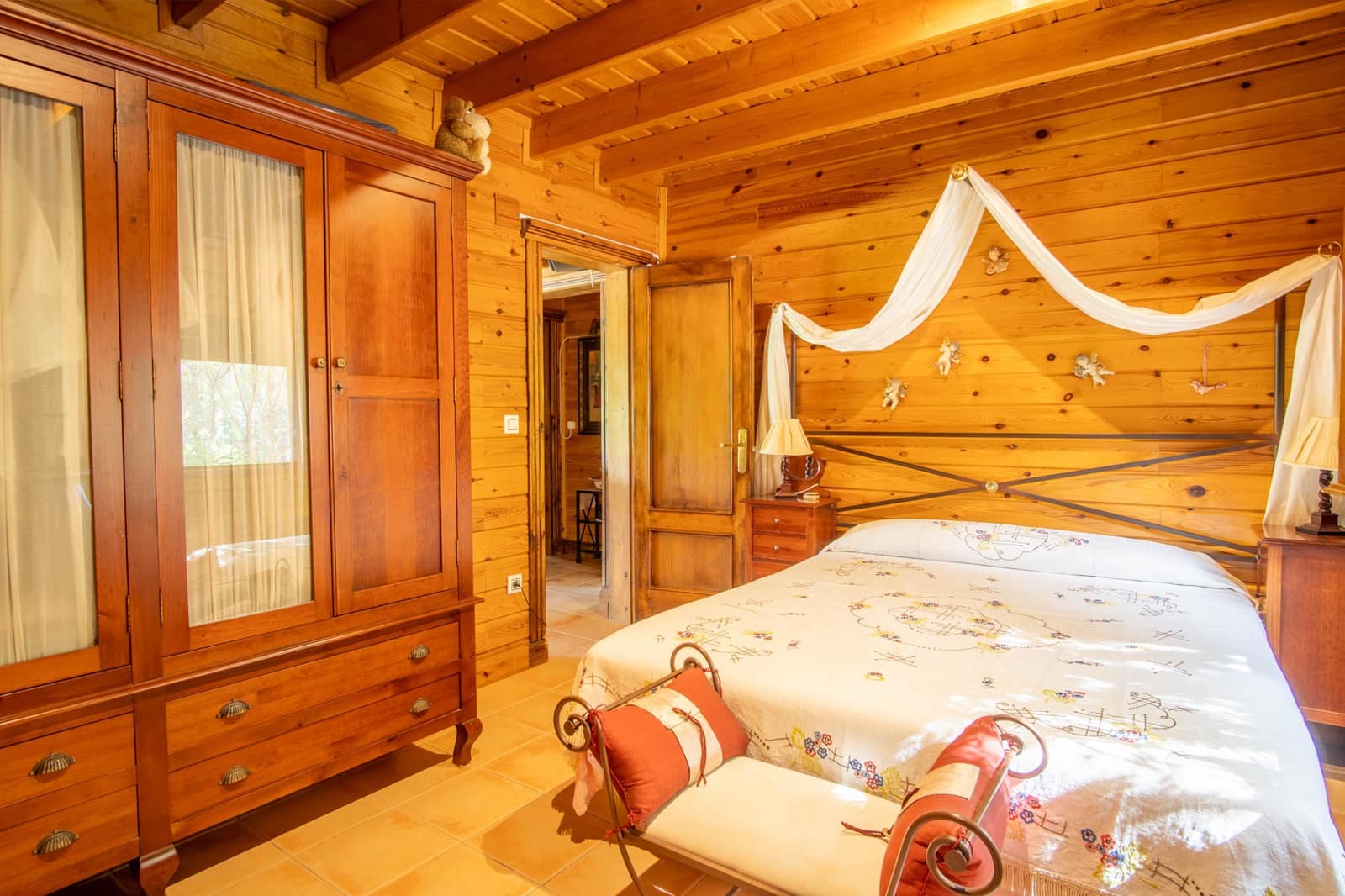 4 soveværelse Villa til salg i Orba med swimmingpool - € 899.000 (Ref: 9694381)