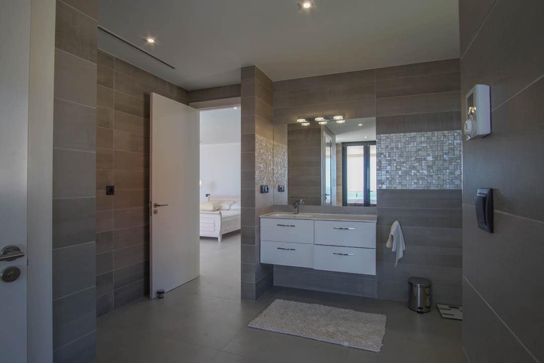 5 bedroom Villa for sale in Altea with pool - € 3,500,000 (Ref: 9694390)