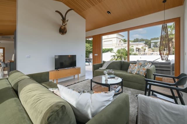 4 makuuhuone Huvila myytävänä paikassa Moraira, Teulada-Moraira mukana uima-altaan 
autotalli - 1 999 999 € (Ref: 9707897)