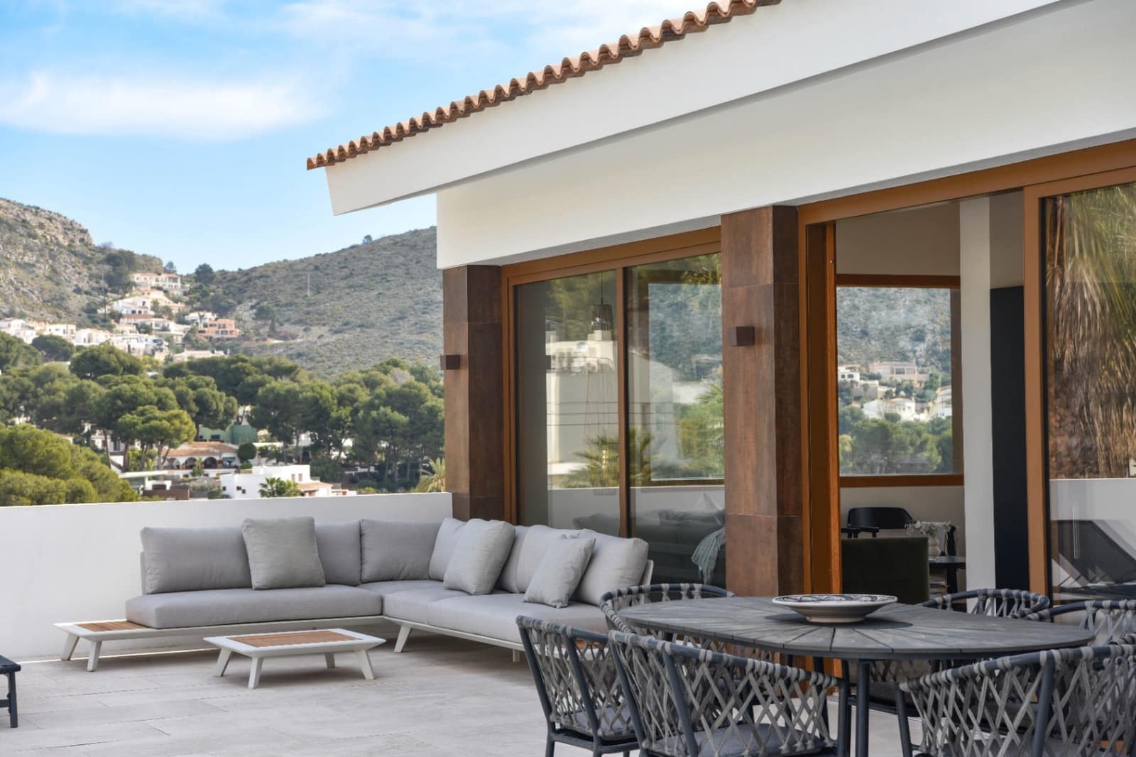 4 makuuhuone Huvila myytävänä paikassa Moraira mukana uima-altaan 
autotalli - 1 999 999 € (Ref: 9707897)