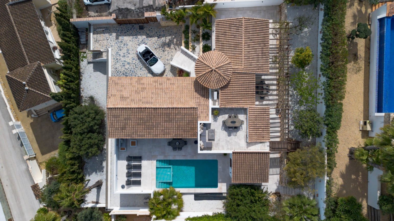 4 makuuhuone Huvila myytävänä paikassa Moraira mukana uima-altaan 
autotalli - 1 999 999 € (Ref: 9707897)