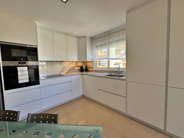 3 bedroom Apartment for rent in Centro ciudad, Javea / Xàbia with garage - € 1,700 (Ref: 9713679)