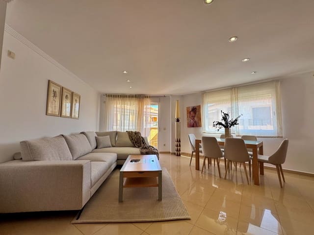 3 bedroom Apartment for rent in Centro ciudad, Javea / Xàbia with garage - € 1,700 (Ref: 9713679)