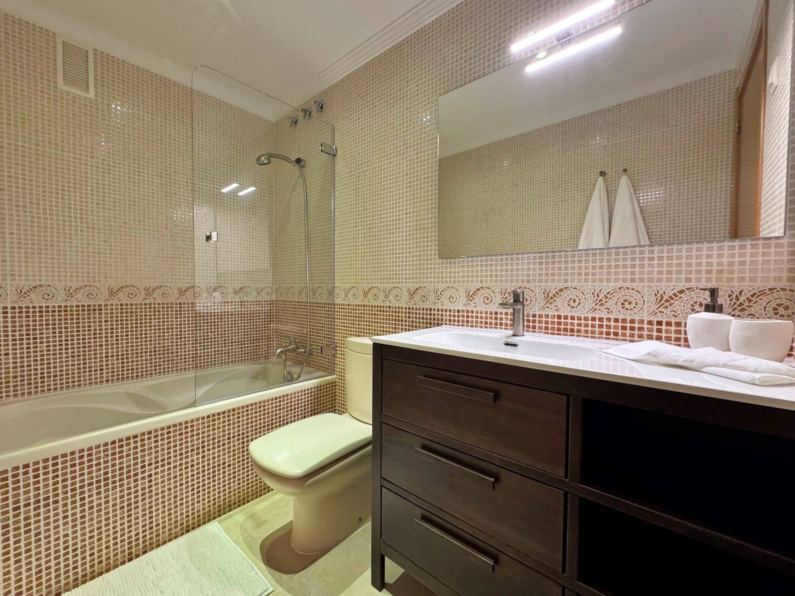 3 bedroom Apartment for rent in Javea / Xabia with garage - € 1,700 (Ref: 9713679)