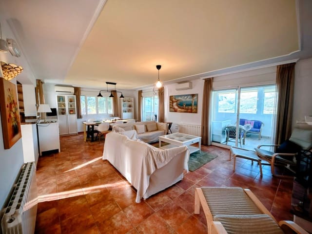 Chalet de 4 habitaciones en Orba en venta con piscina garaje - 479.000 € (Ref: 9724908)