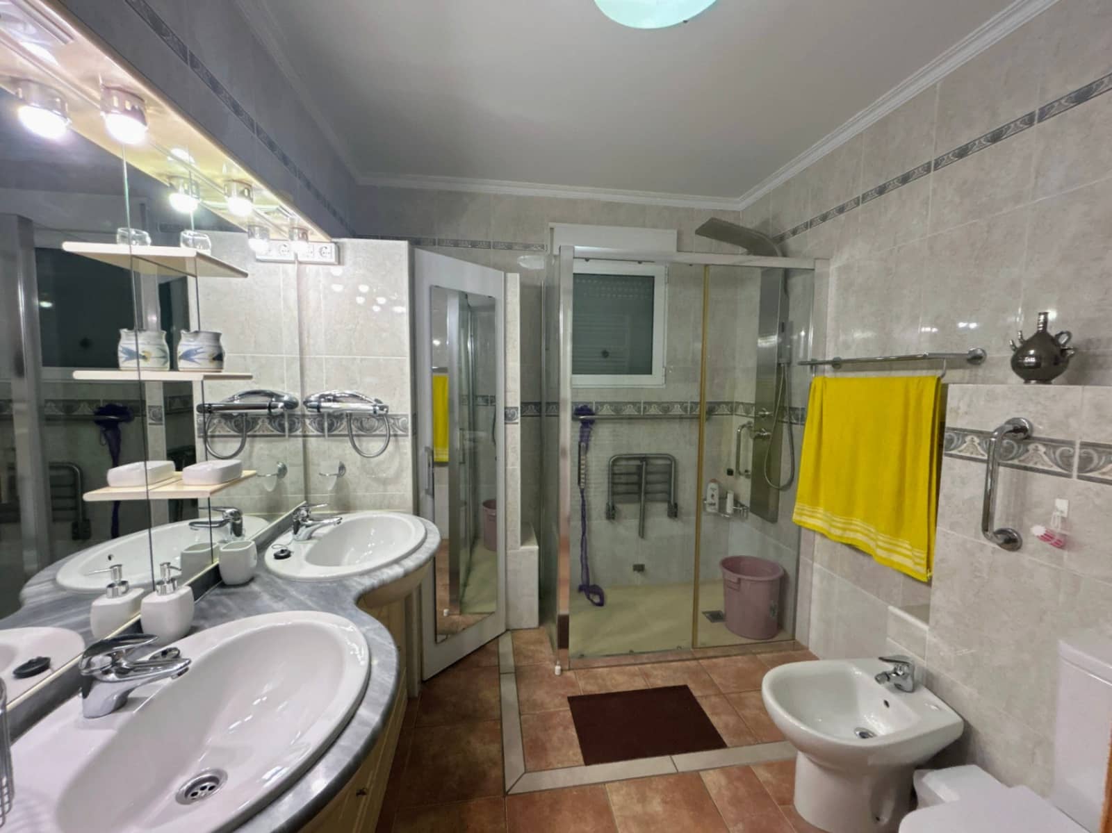 4 sypialnia Willa na sprzedaż w Orba z basenem garażem - 479 000 € (Ref: 9724908)