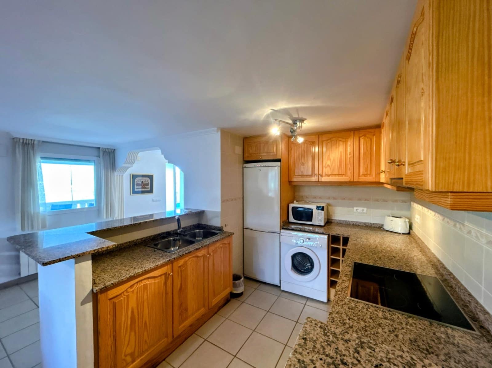 4 sypialnia Willa na sprzedaż w Orba z basenem garażem - 479 000 € (Ref: 9724908)