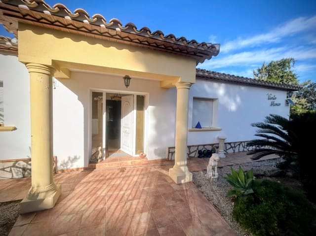 Chalet de 4 habitaciones en Orba en venta con piscina garaje - 479.000 € (Ref: 9724908)