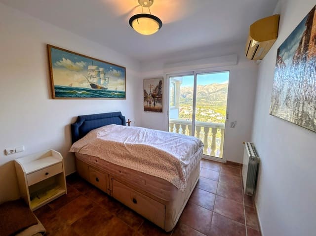 Chalet de 4 habitaciones en Orba en venta con piscina garaje - 479.000 € (Ref: 9724908)