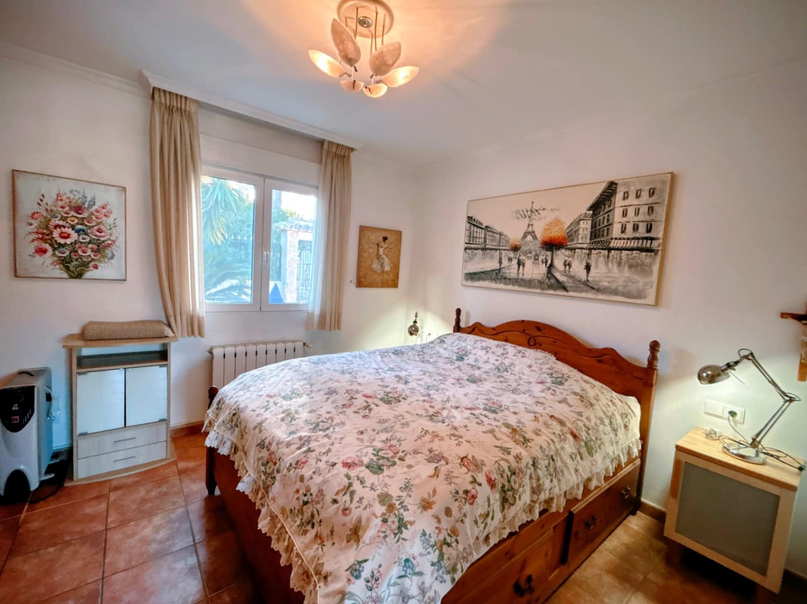 4 sypialnia Willa na sprzedaż w Orba z basenem garażem - 479 000 € (Ref: 9724908)