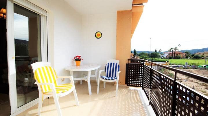 2 bedroom Apartment for sale in Jalon / Xalo - € 179,000 (Ref: 9730887)