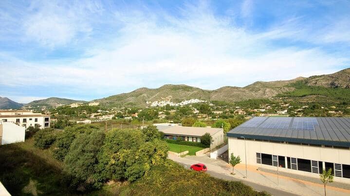 2 bedroom Apartment for sale in Jalon / Xalo - € 179,000 (Ref: 9730887)