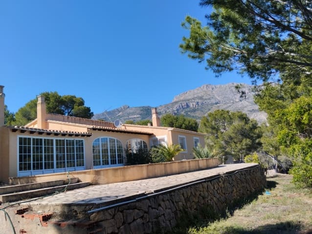 4 chambre Villa/Maison à vendre à Altea la Vella, Altea avec piscine garage - 1 800 000 € (Ref: 9733870)