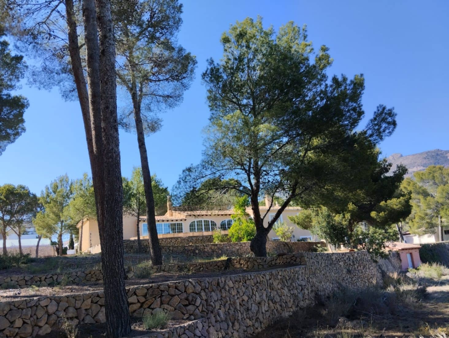 4 bedroom Villa for sale in Altea la Vella with pool garage - € 1,800,000 (Ref: 9733870)