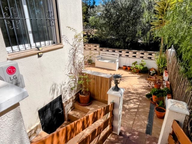 Pareado de 3 habitaciones en Alcalalí / Alcanalí en alquiler con piscina garaje - 950 € (Ref: 9737257)