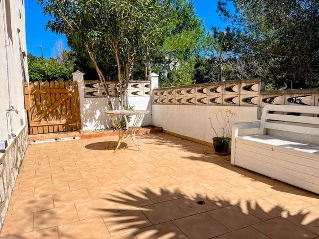 Pareado de 3 habitaciones en Alcalalí / Alcanalí en alquiler con piscina garaje - 950 € (Ref: 9737257)