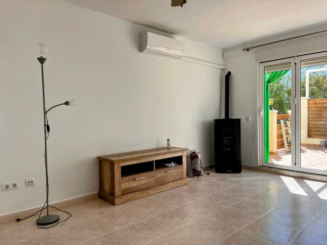 Pareado de 3 habitaciones en Alcalalí / Alcanalí en alquiler con piscina garaje - 950 € (Ref: 9737257)