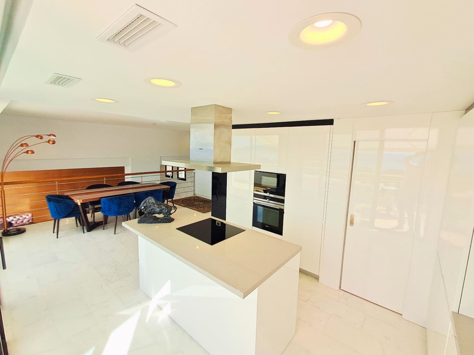 3 bedroom Villa for sale in Altea with pool garage - € 1,295,000 (Ref: 9753734)