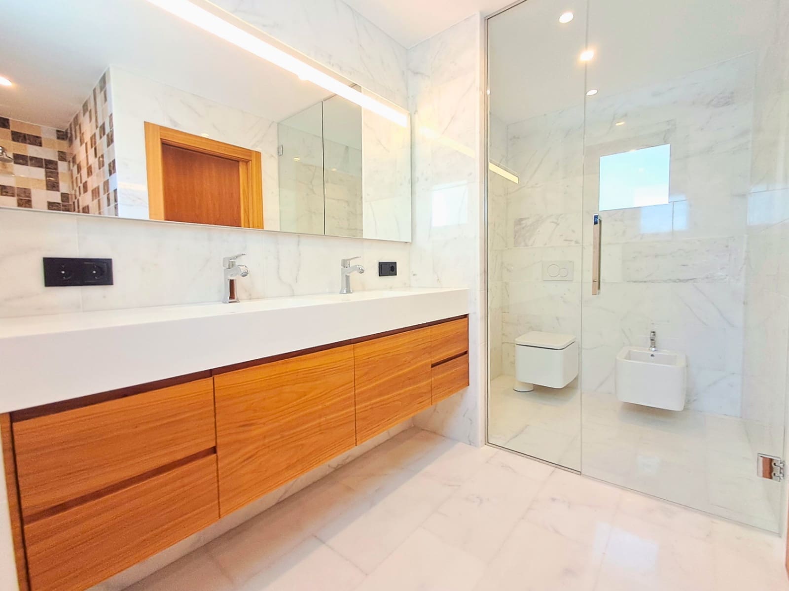 3 bedroom Villa for sale in Altea with pool garage - € 1,295,000 (Ref: 9753734)