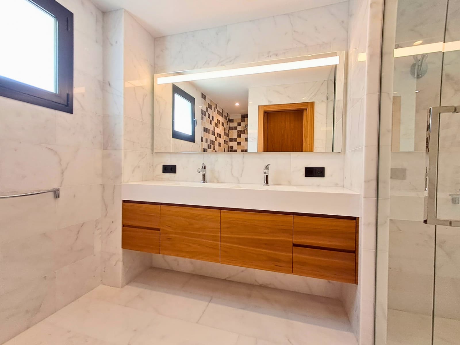 3 bedroom Villa for sale in Altea with pool garage - € 1,295,000 (Ref: 9753734)