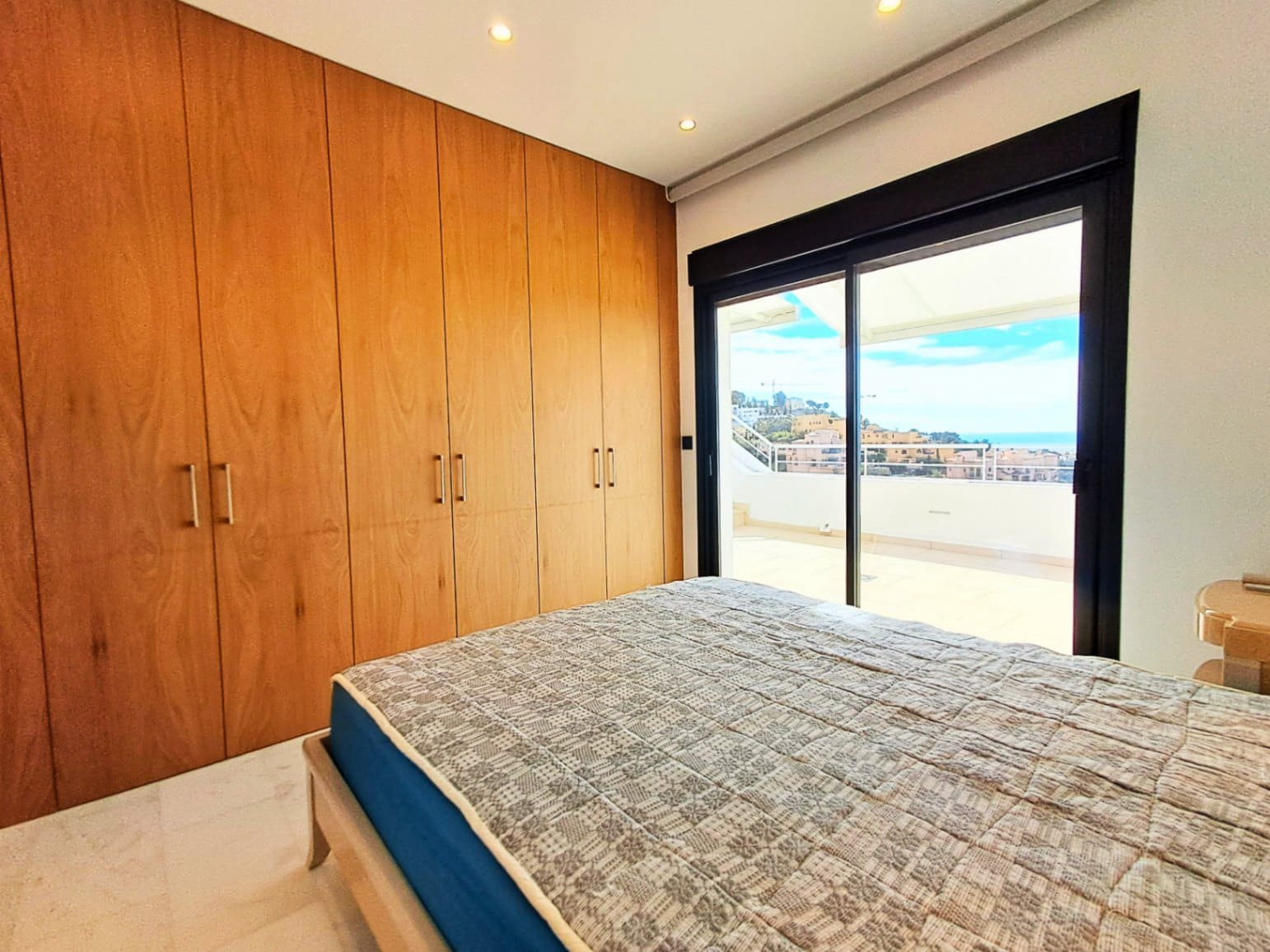 3 bedroom Villa for sale in Altea with pool garage - € 1,295,000 (Ref: 9753734)