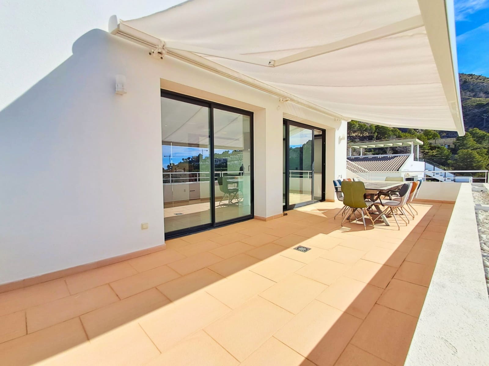3 bedroom Villa for sale in Altea with pool garage - € 1,295,000 (Ref: 9753734)