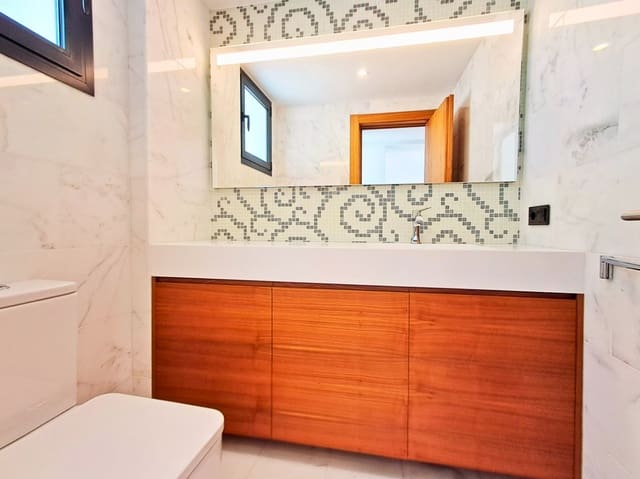 3 camera da letto Villa in vendita in Altea con piscina garage - 1.295.000 € (Rif: 9753734)