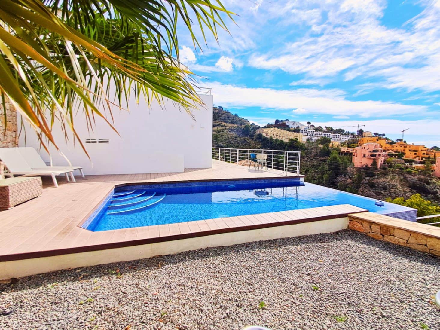 3 bedroom Villa for sale in Altea with pool garage - € 1,295,000 (Ref: 9753734)