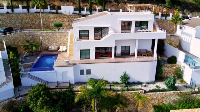 3 camera da letto Villa in vendita in Altea con piscina garage - 1.295.000 € (Rif: 9753734)