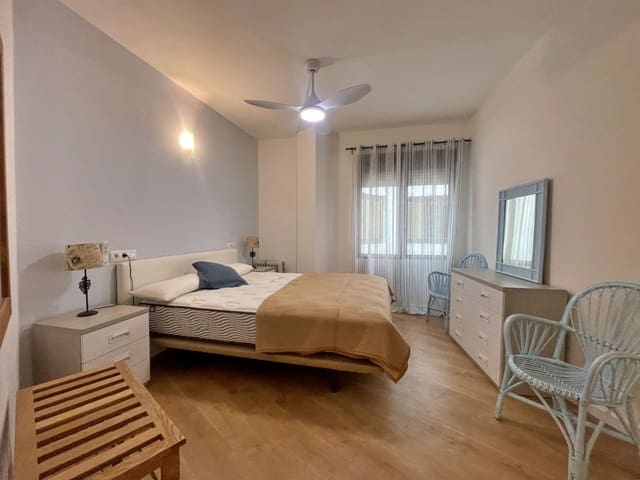 2 makuuhuone Huoneisto vuokrattavana paikassa Moraira, Teulada-Moraira mukana uima-altaan - 1 000 € (Ref: 9756291)