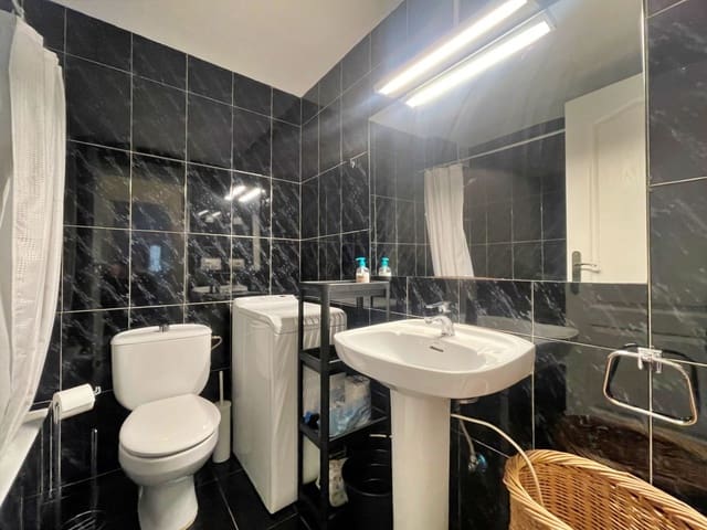 2 makuuhuone Huoneisto vuokrattavana paikassa Moraira, Teulada-Moraira mukana uima-altaan - 1 000 € (Ref: 9756291)