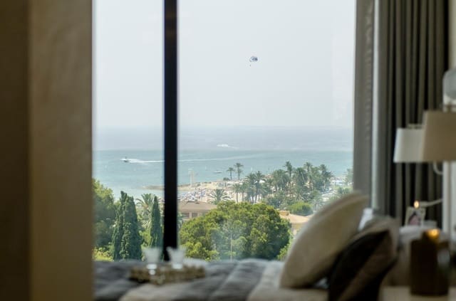 3 soveværelse Villa til salg i Campoamor, Orihuela - € 1.195.000 (Ref: 9757964)