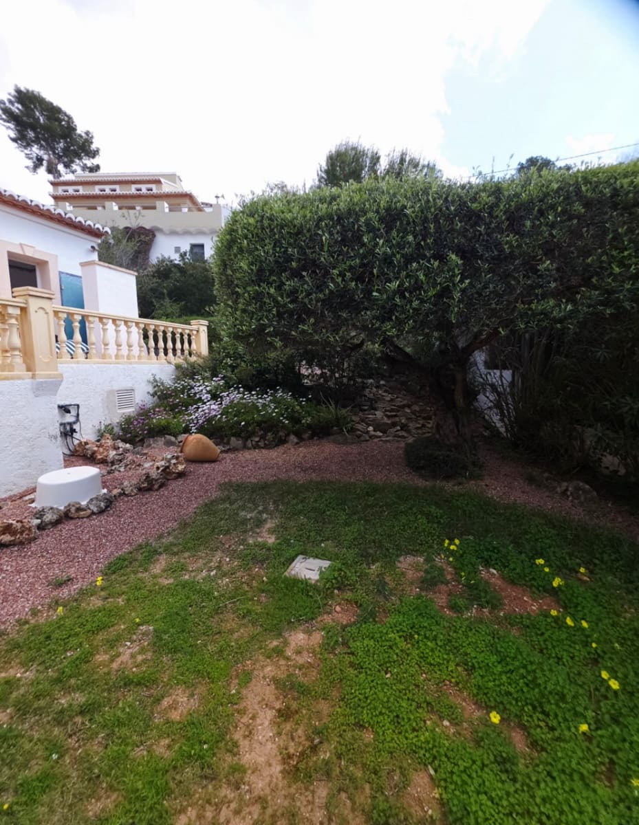 3 slaapkamer Villa te koop in Moraira met zwembad garage - € 695.000 (Ref: 9761349)