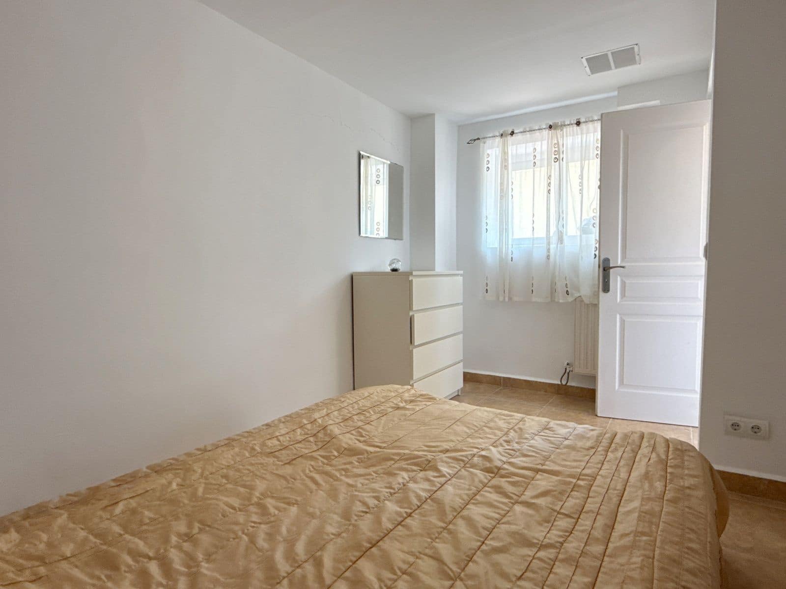 7 sovrum Villa till salu i Montemar med pool garage - 640 000 € (Ref: 9761350)