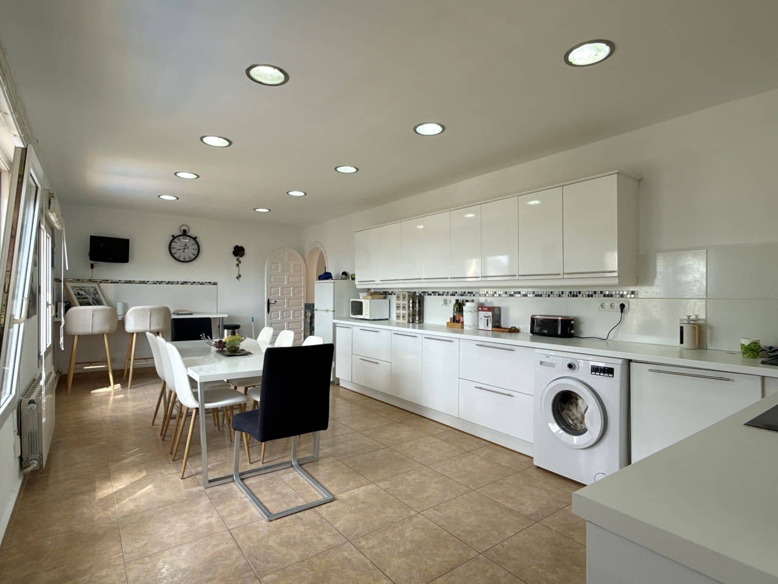 7 sovrum Villa till salu i Montemar med pool garage - 640 000 € (Ref: 9761350)