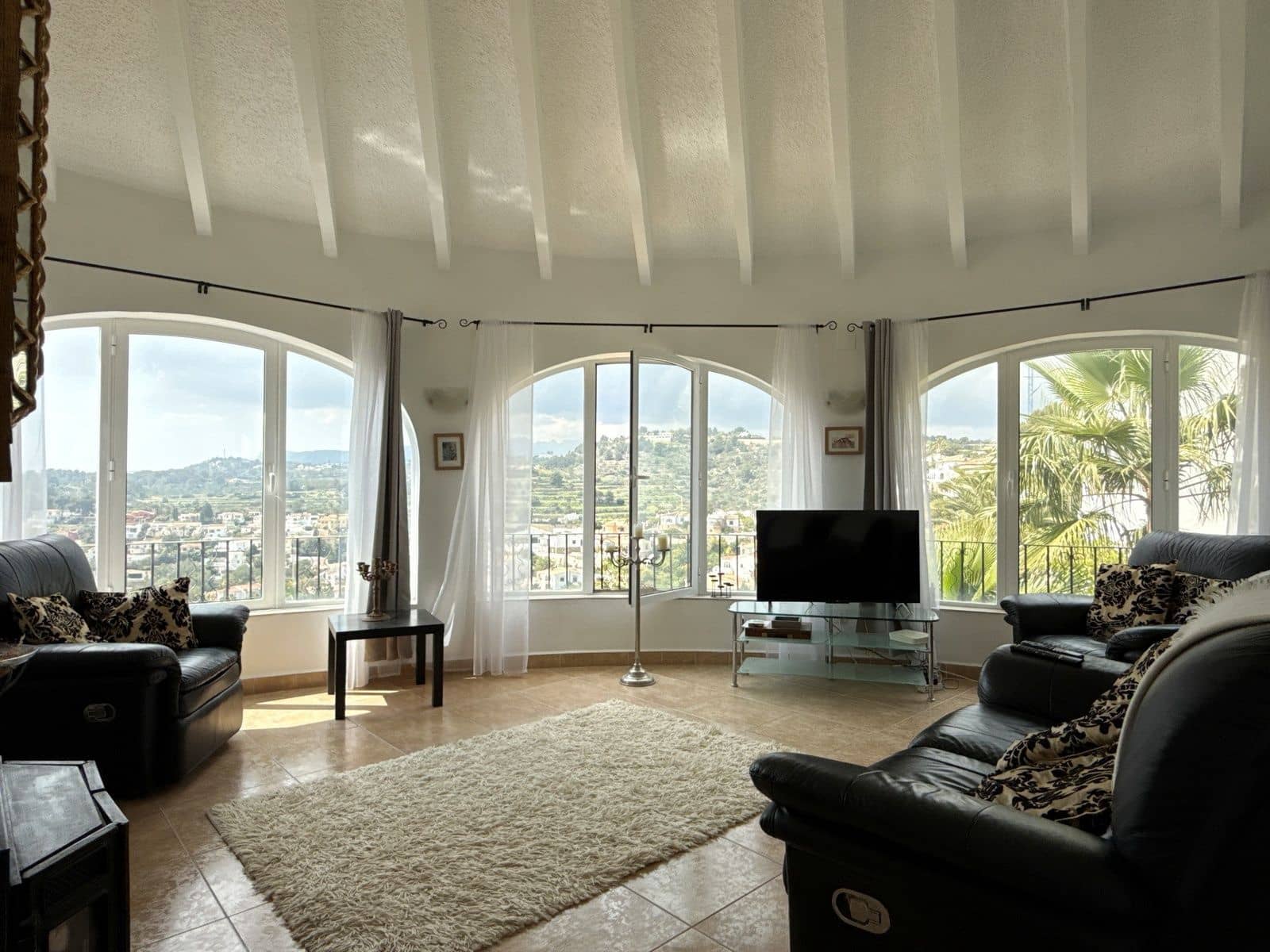 7 sovrum Villa till salu i Montemar med pool garage - 640 000 € (Ref: 9761350)