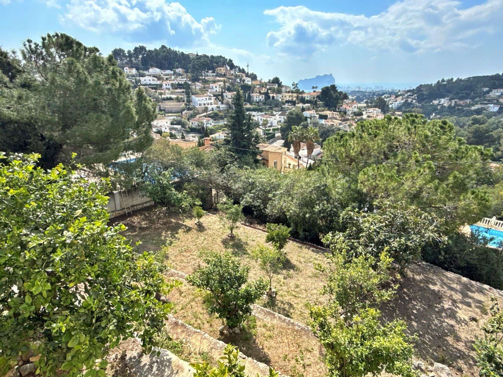 7 sovrum Villa till salu i Montemar med pool garage - 640 000 € (Ref: 9761350)