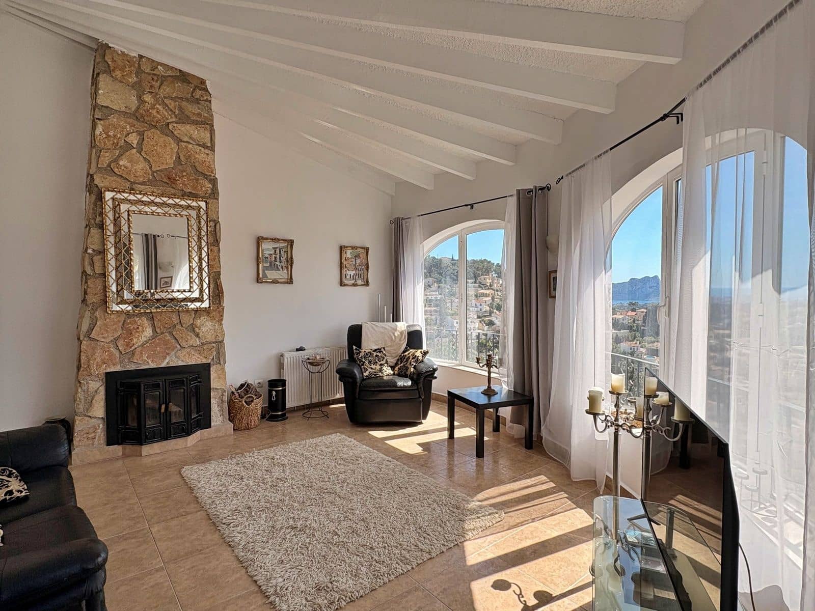 7 bedroom Villa for sale in Montemar with pool garage - € 640,000 (Ref: 9761350)