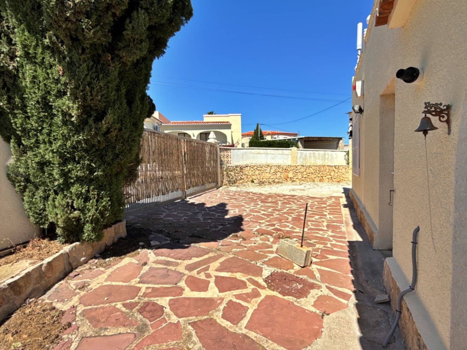 3 makuuhuone Huvila myytävänä paikassa Calpe / Calp mukana uima-altaan 
autotalli - 475 000 € (Ref: 9774450)