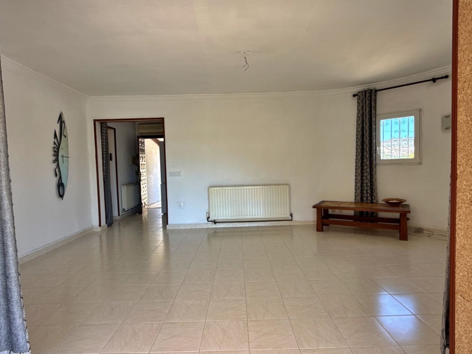 3 makuuhuone Huvila myytävänä paikassa Calpe / Calp mukana uima-altaan 
autotalli - 475 000 € (Ref: 9774450)