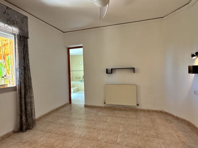3 sovrum Villa till salu i Pueblo, Calpe / Calp med pool garage - 445 000 € (Ref: 9774450)