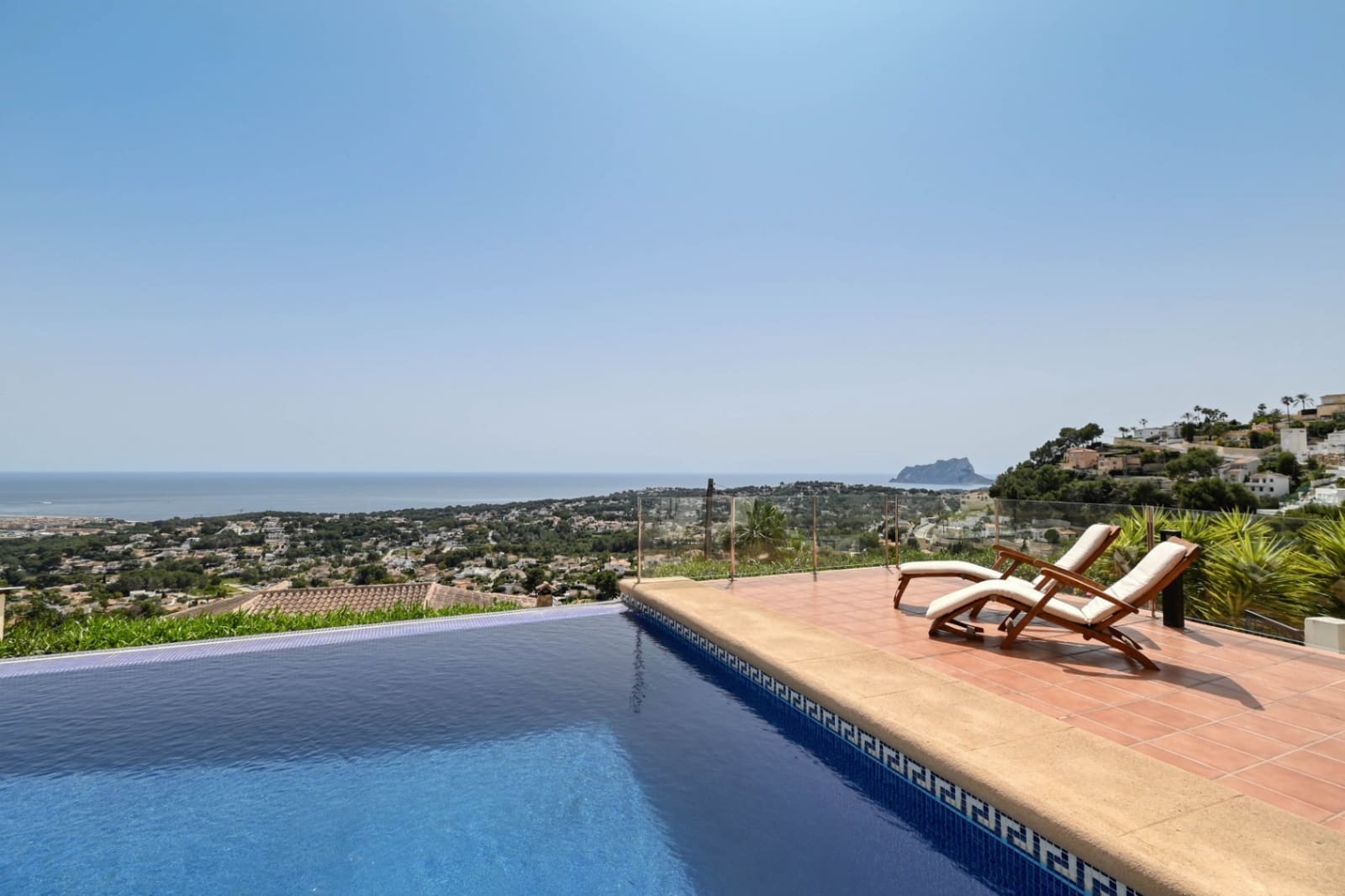 4 slaapkamer Villa te koop in Moraira met zwembad garage - € 1.250.000 (Ref: 9774451)