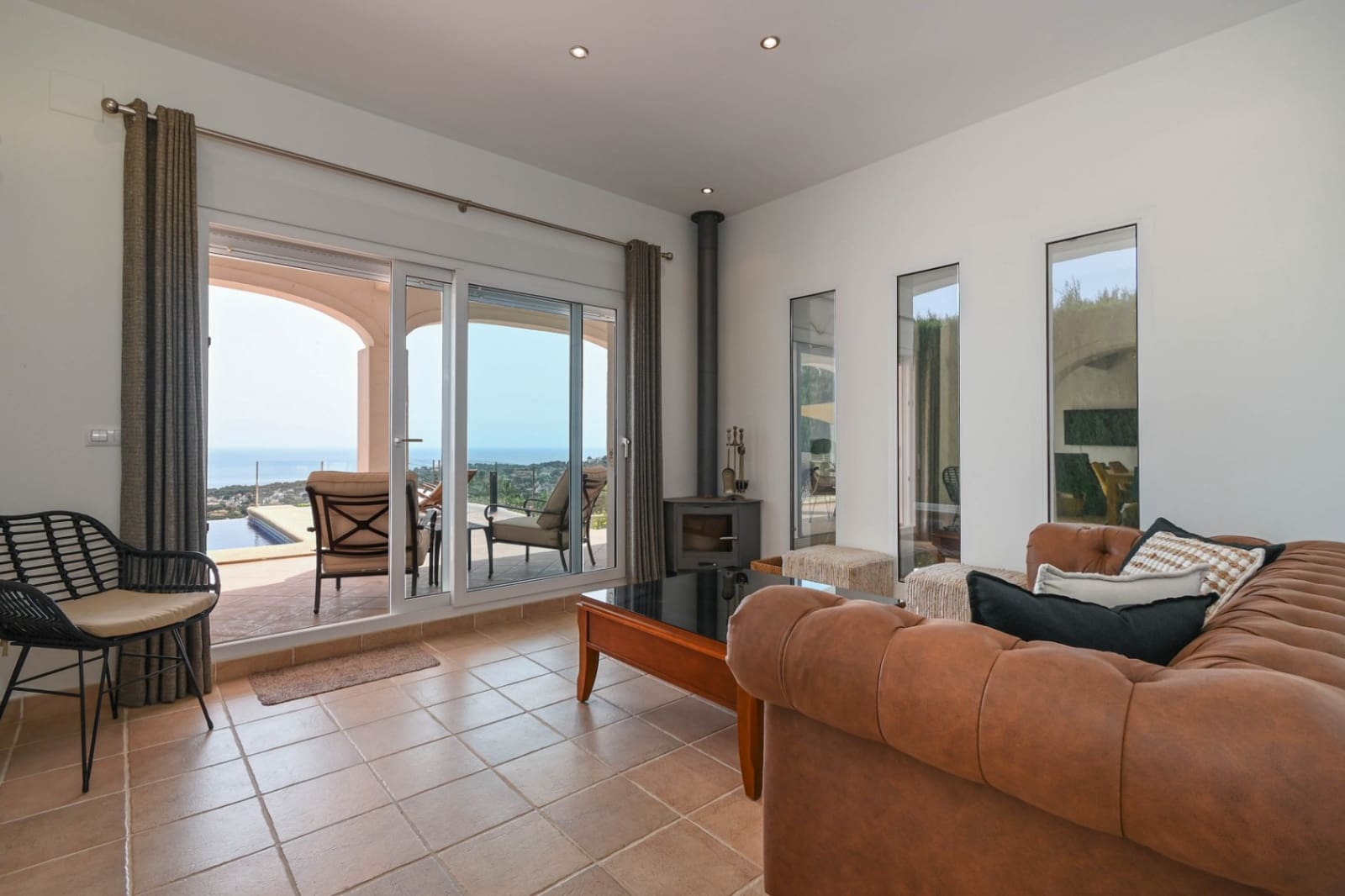 4 slaapkamer Villa te koop in Moraira met zwembad garage - € 1.250.000 (Ref: 9774451)