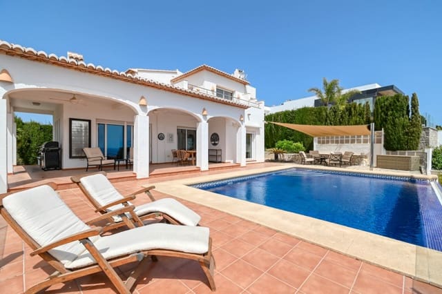 4 slaapkamer Villa te koop in Moraira, Teulada-Moraira met zwembad garage - € 1.250.000 (Ref: 9774451)