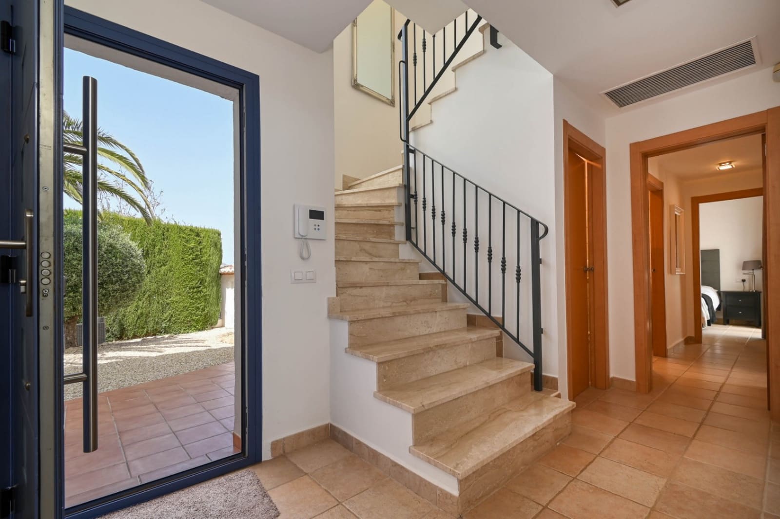 4 slaapkamer Villa te koop in Moraira met zwembad garage - € 1.250.000 (Ref: 9774451)